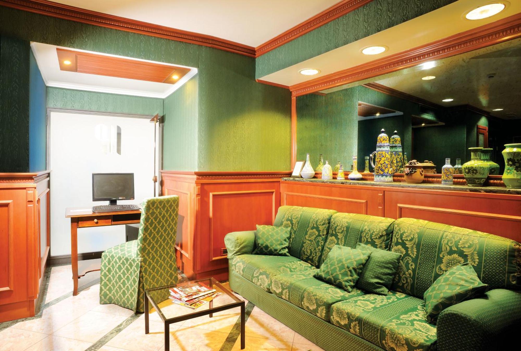 רומא Hotel Patria מראה חיצוני תמונה