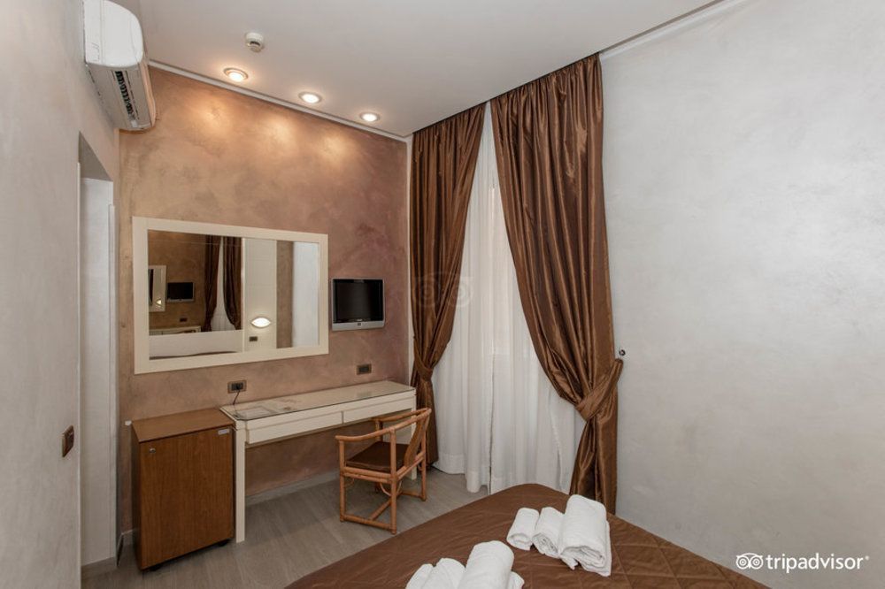 רומא Hotel Patria מראה חיצוני תמונה